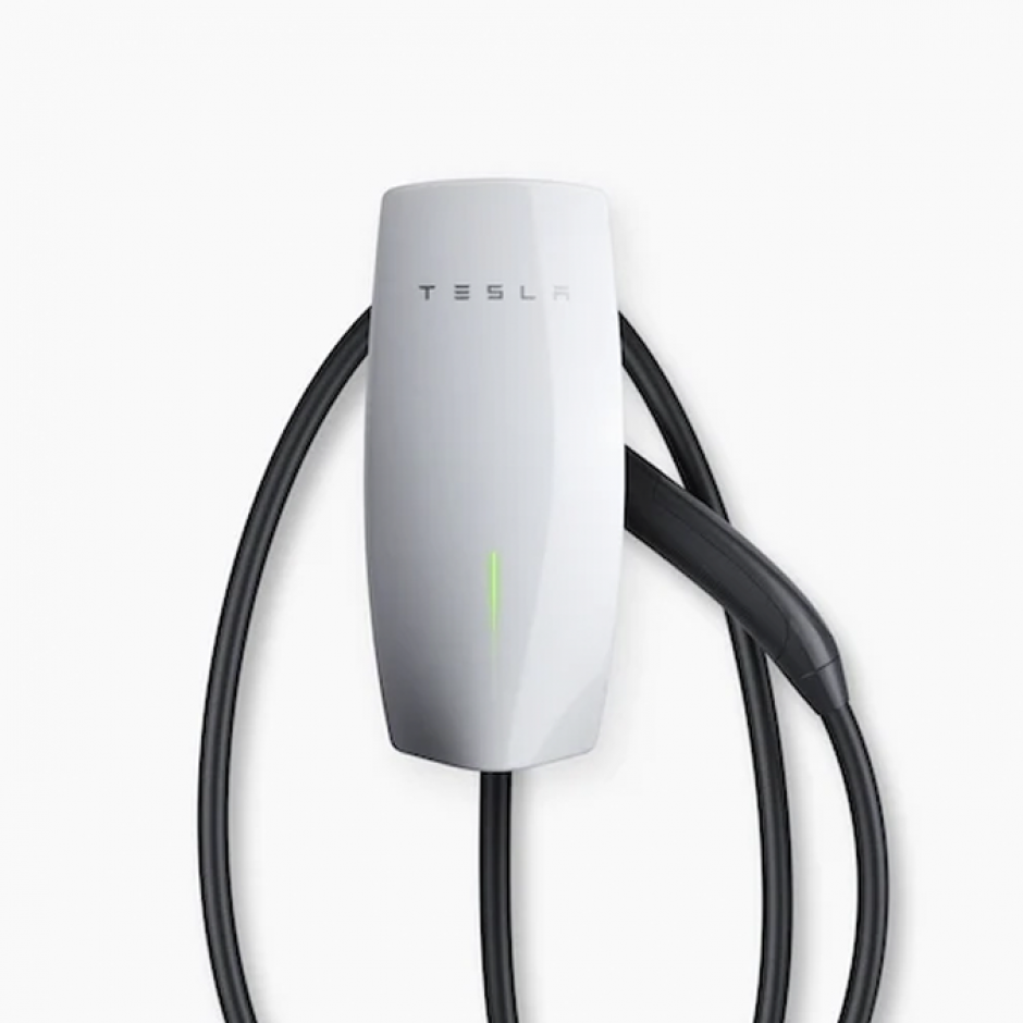Borne de recharge murale pour véhicule électrique installée par DWA